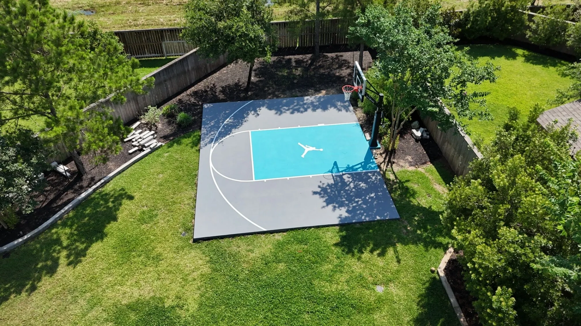custom-basketball-court-installation-build-my-courts