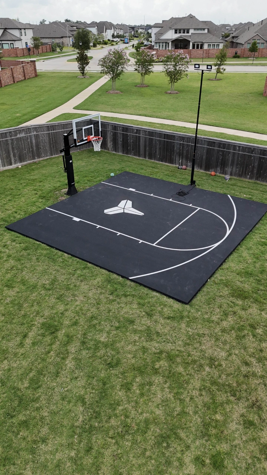 custom-home-basketball-court-installation