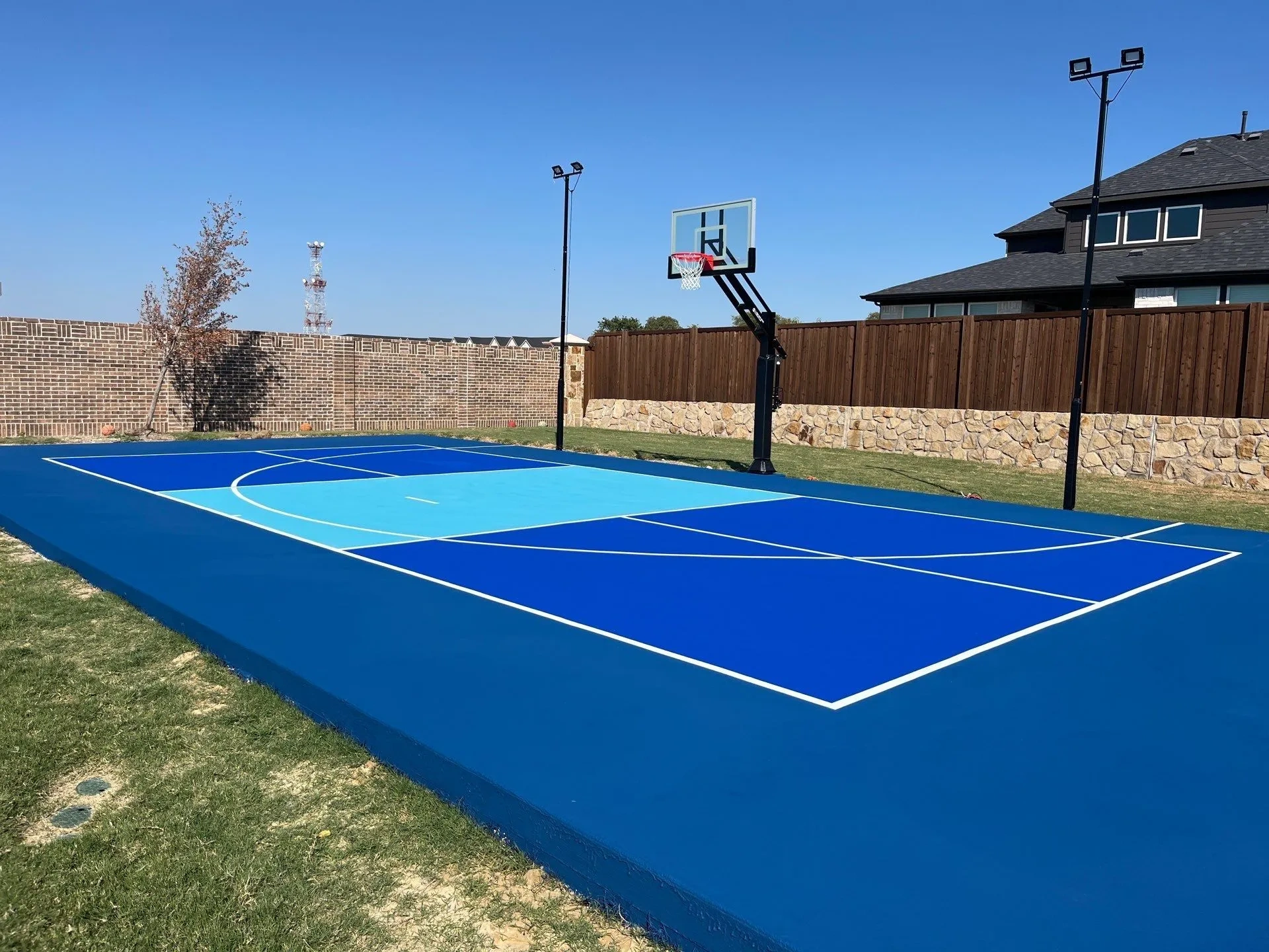 dual-sport-court-with-led-lights-and-adjustable-hoop-1