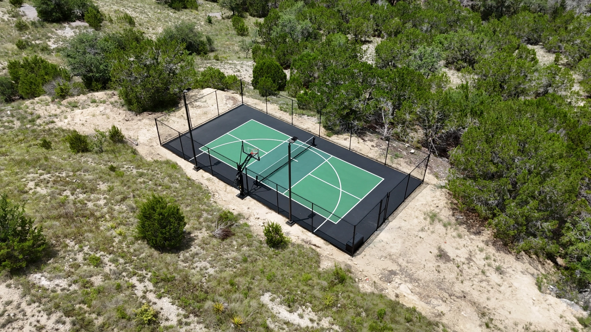 fenced-multi-purpose-court-spicewood-tx