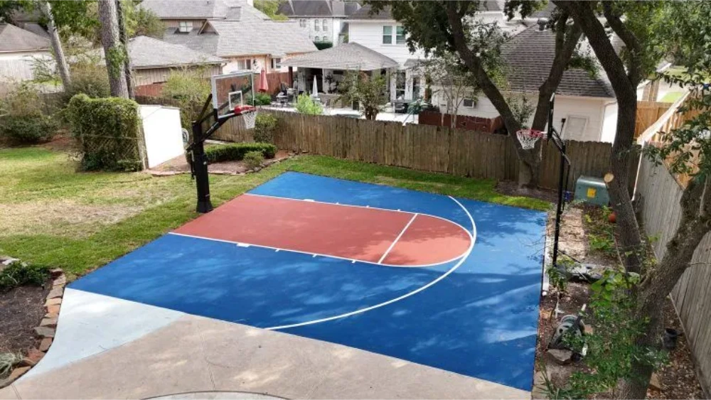 mini-basketball-court-kingwood-texas-red-blue-768x432 (1)