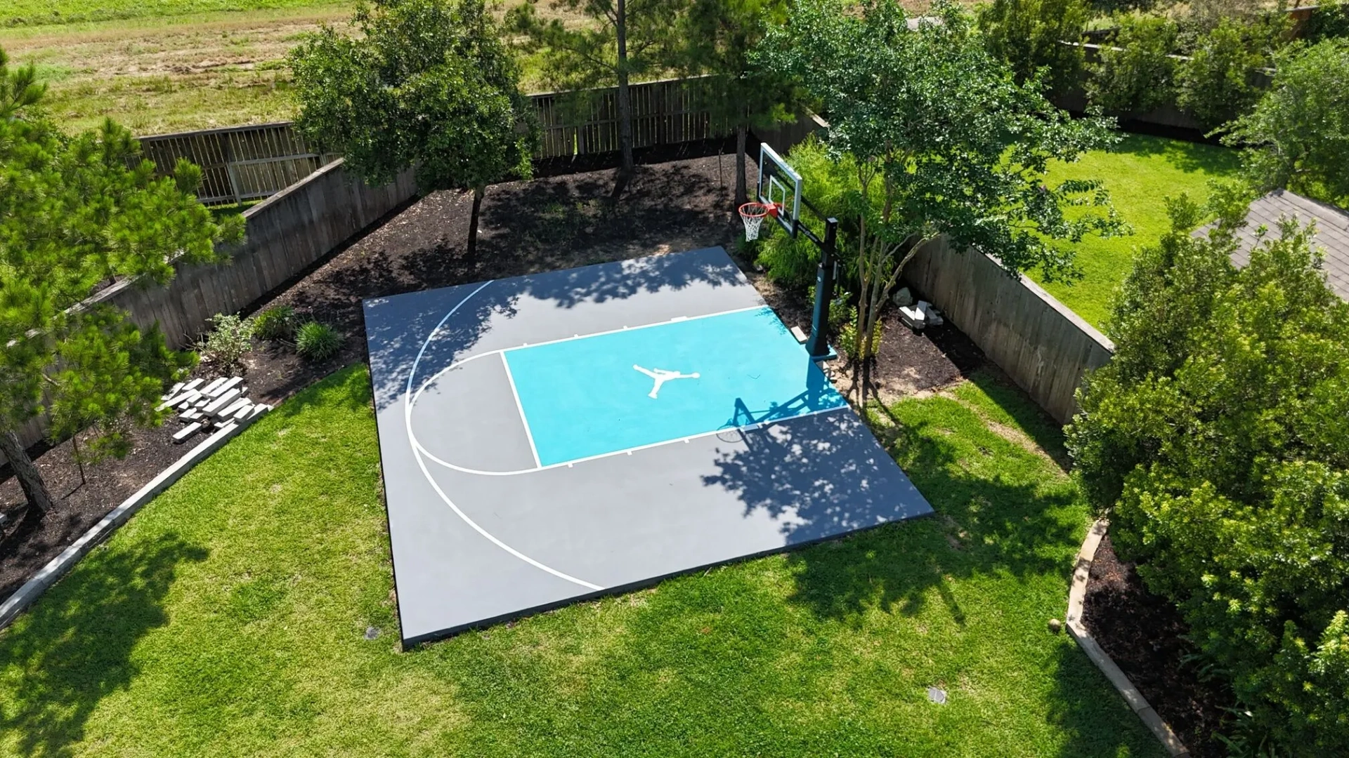 premium-backyard-basketball-court-tomball-tx