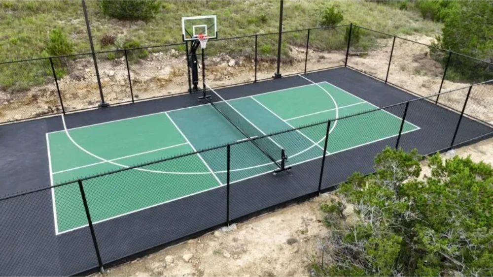 spicewood-basketball-and-pickleball-court-installation-768x432