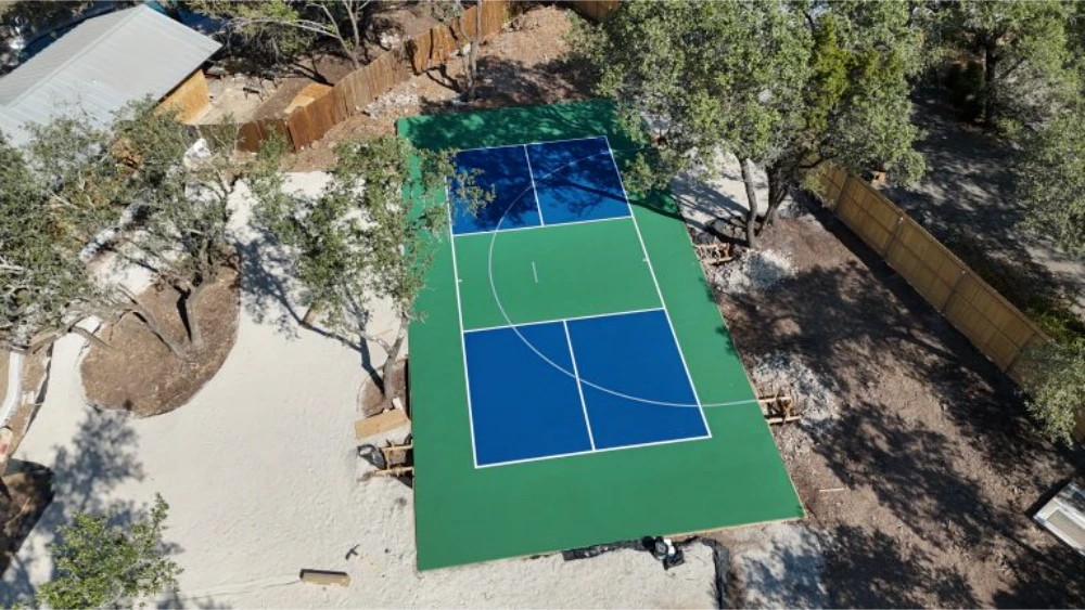 texas-pickleball-court-buildmycourts-professional-surfacing-768x432 (1)