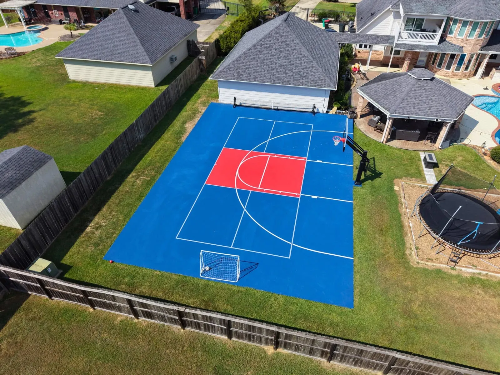 backyard-pickleball-basketball-court